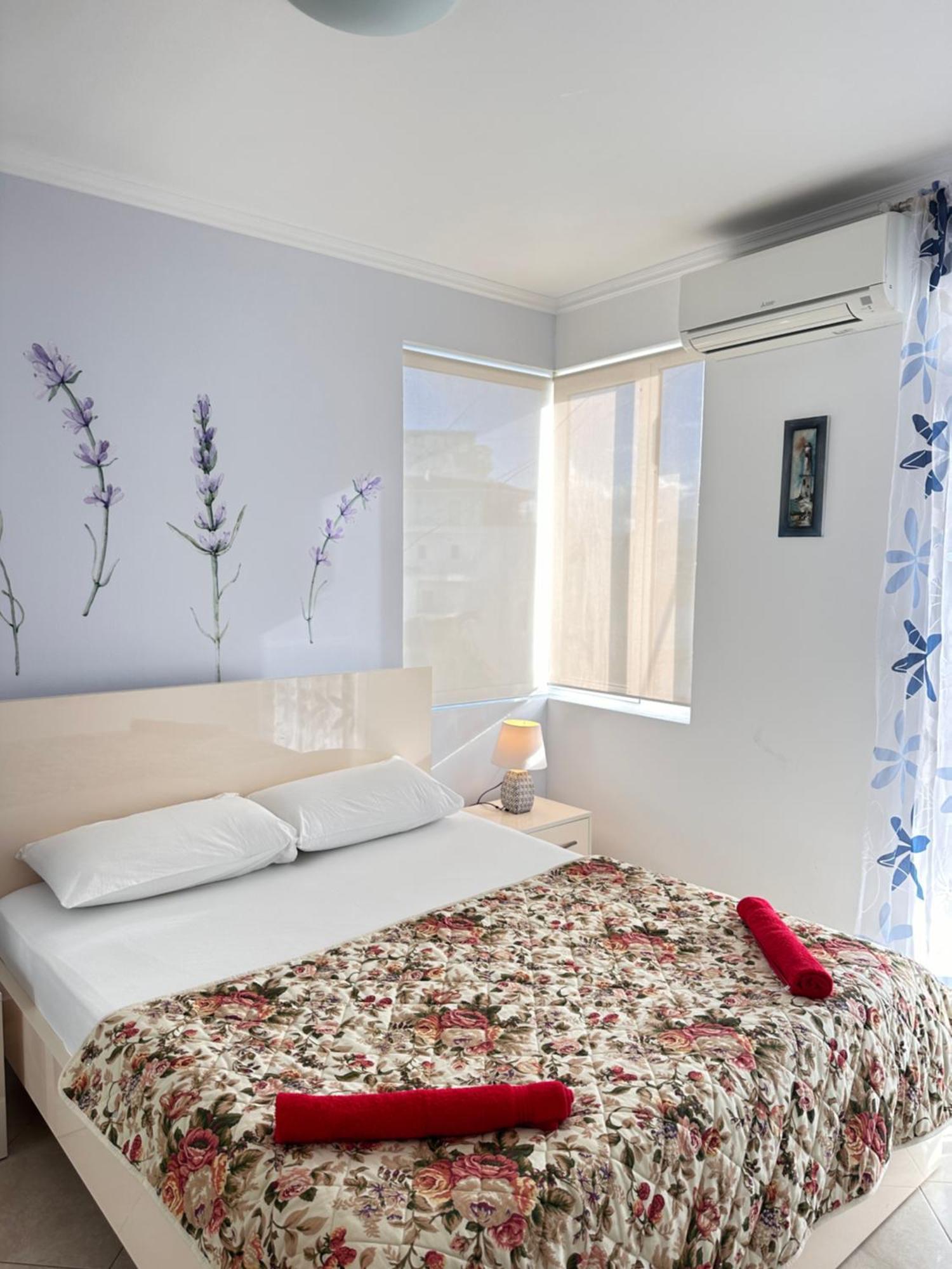 Violet Sea View Apartment Sarandë Esterno foto