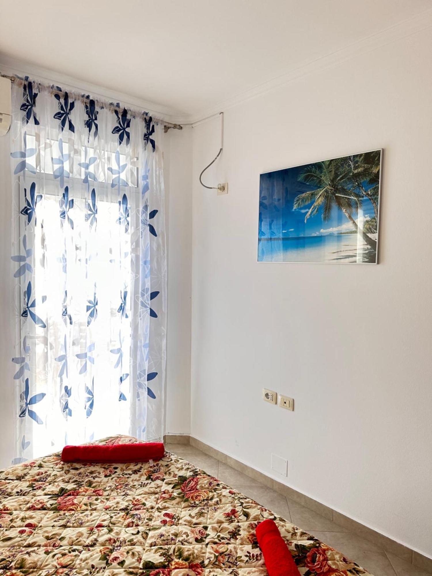 Violet Sea View Apartment Sarandë Esterno foto